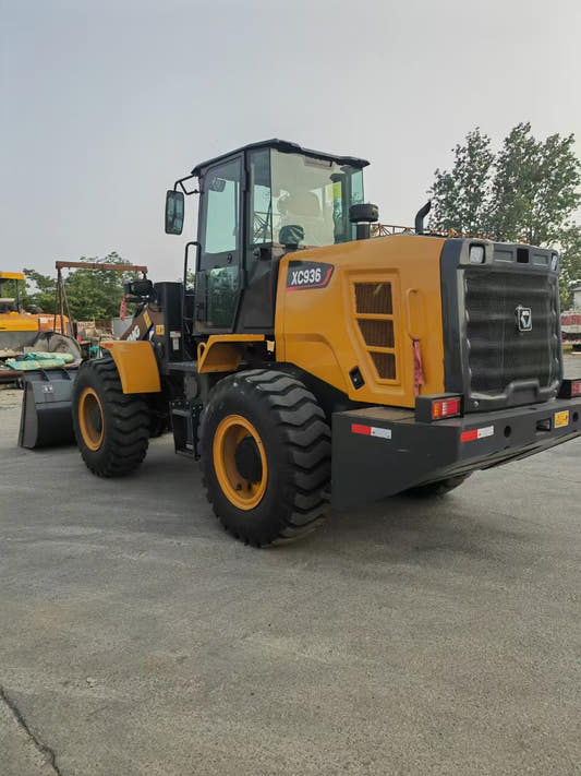 Used XCMG XC936 Wheel Loader for sale front working view for sale