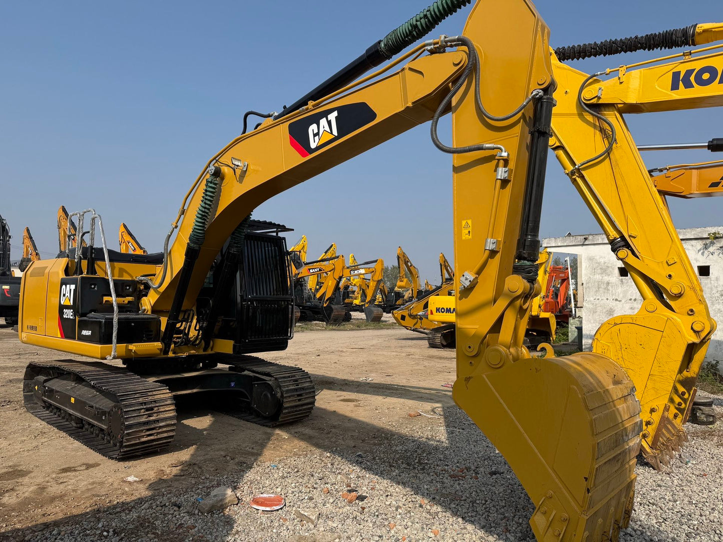 Used CAT 320EL crawler excavator real inventory view 2