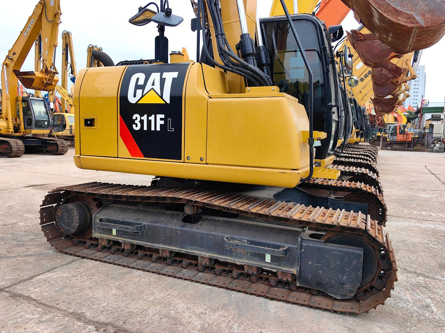 Used CAT 311FL crawler excavator real inventory view 4