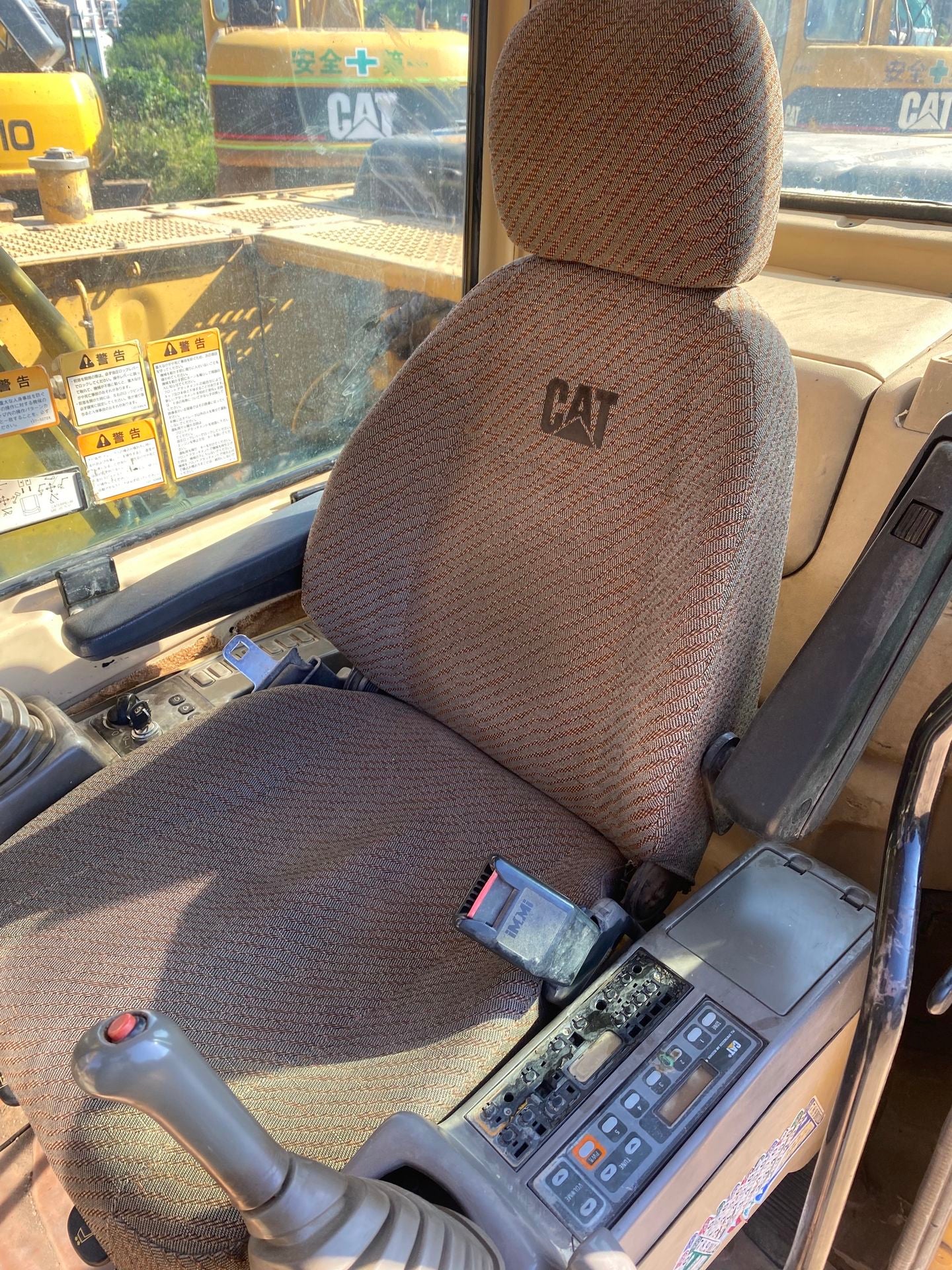 Used CAT 312B crawler excavator real inventory view 5