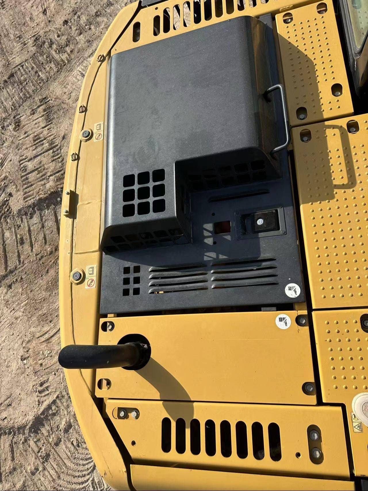 Used CAT 313D2L crawler excavator real inventory view 7