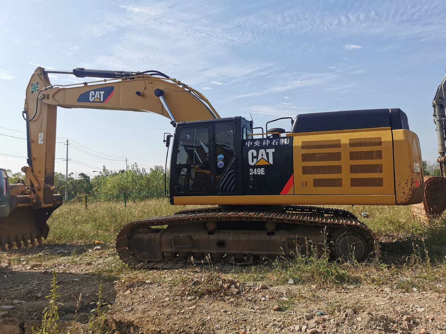 Used CAT 349EL Crawler Excavator for Sale - real inventory photo 3