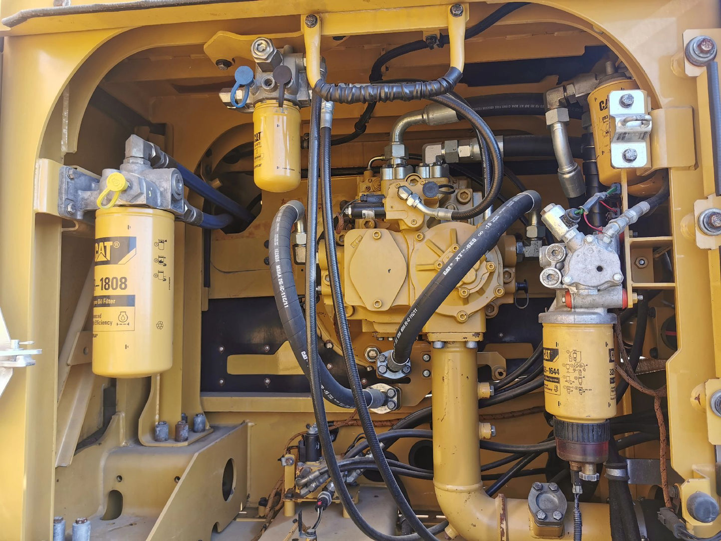 Used CAT 349EL Crawler Excavator for Sale - real inventory photo 5