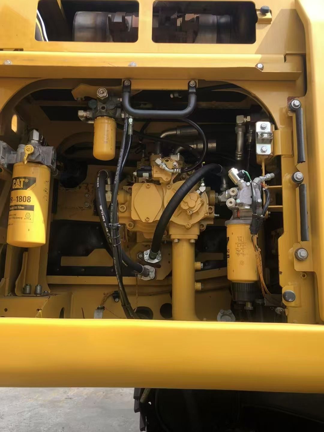 Used CAT 349E Crawler Excavator for Sale - real inventory photo 7