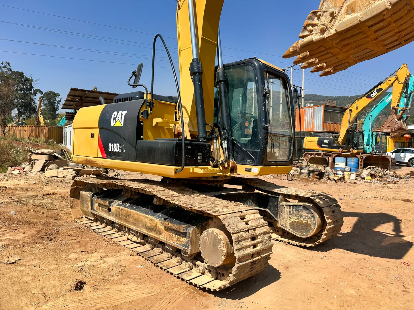 Used CAT 318D2L crawler excavator real inventory view 6
