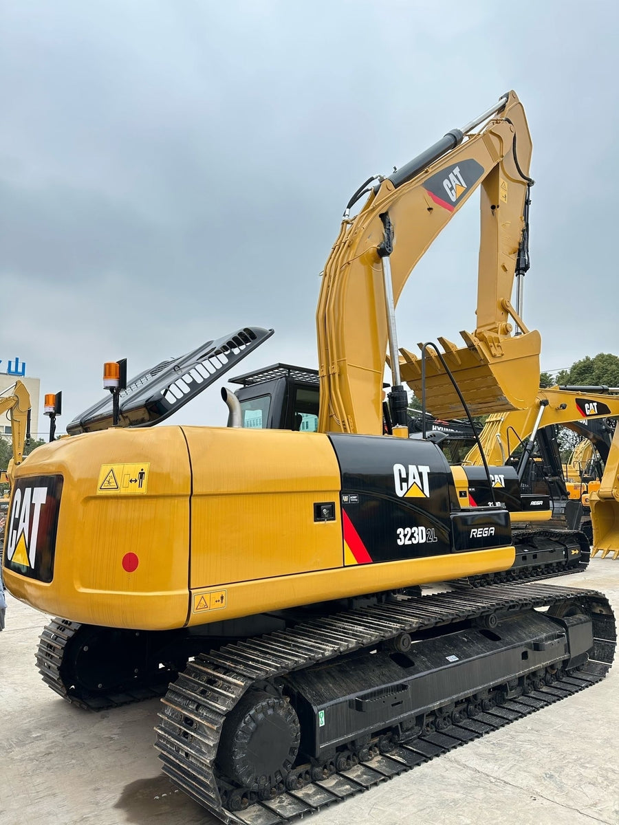 Excavadora de cadenas CAT 323D2L usada en venta | Precio Caterpillar 323D2L foto de detalle 3