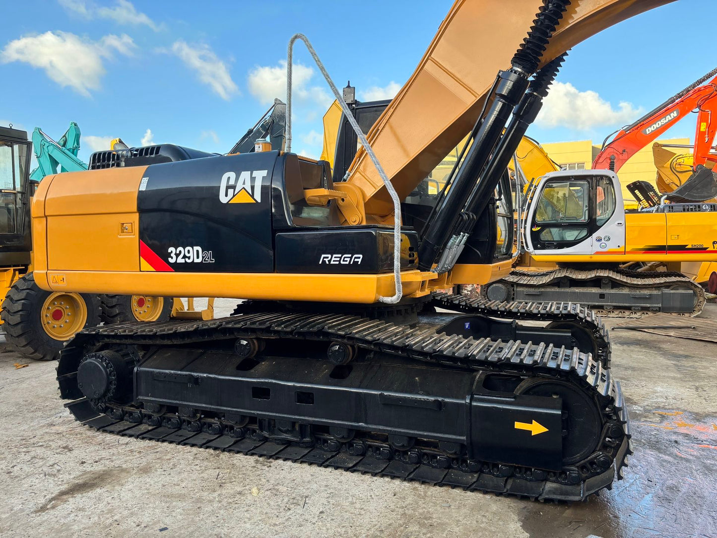 Used CAT 329D2L crawler excavator real inventory view 5