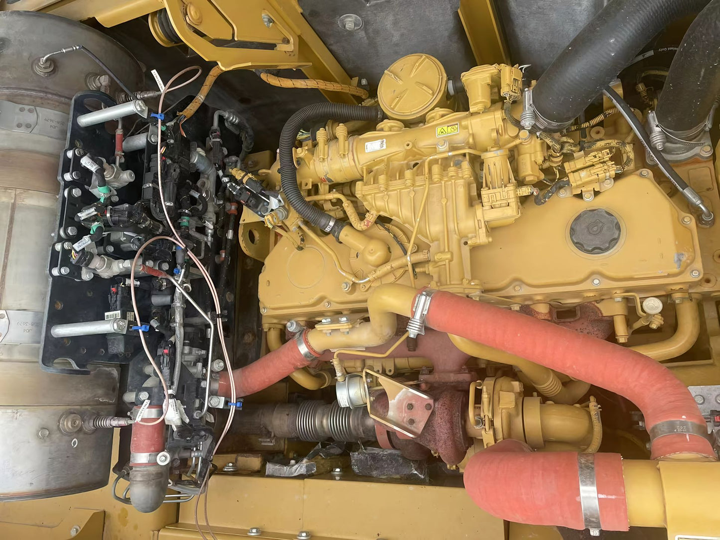 Used CAT 329EL crawler excavator real inventory view 2
