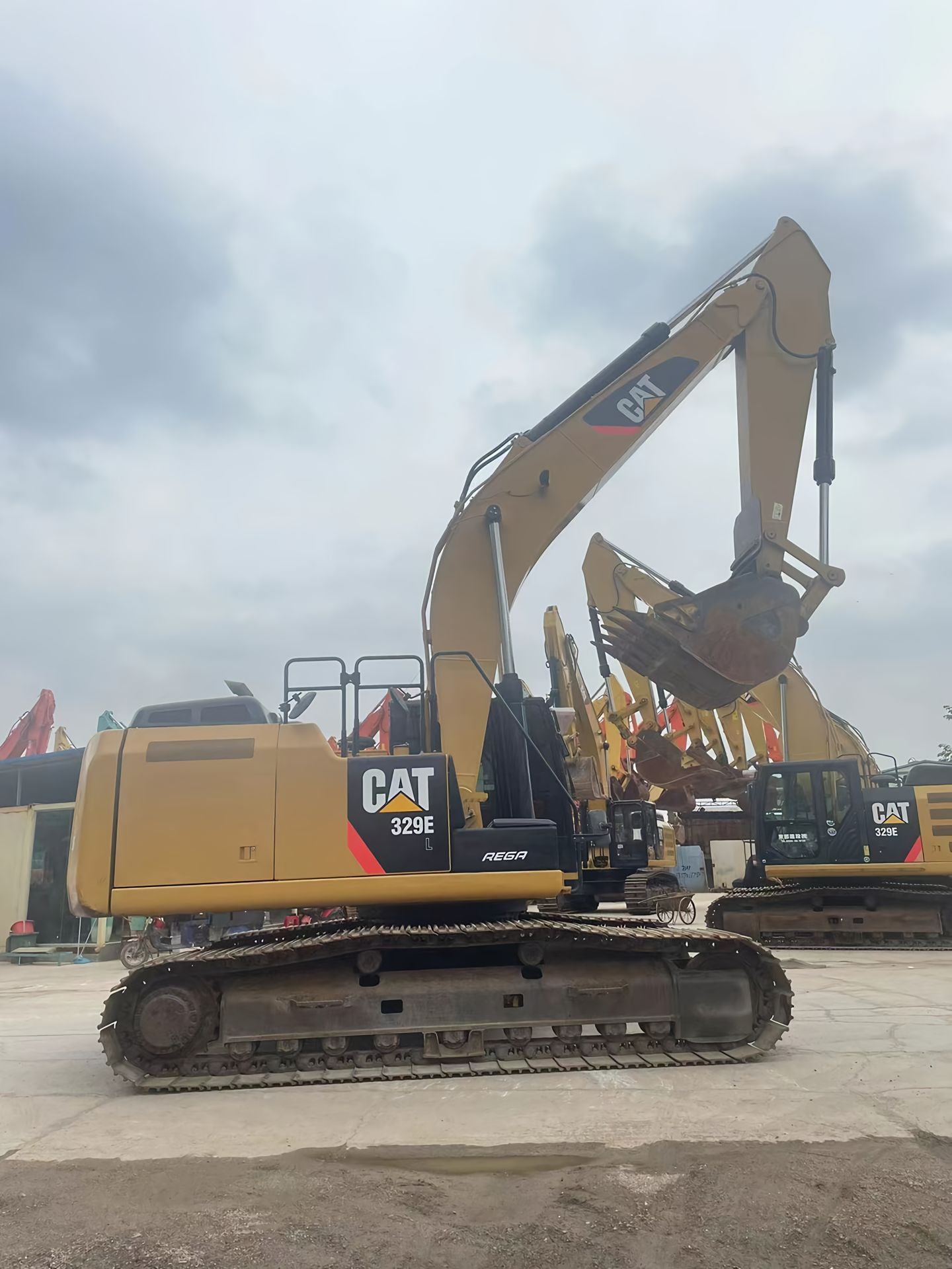 Used CAT 329EL crawler excavator real inventory view 7