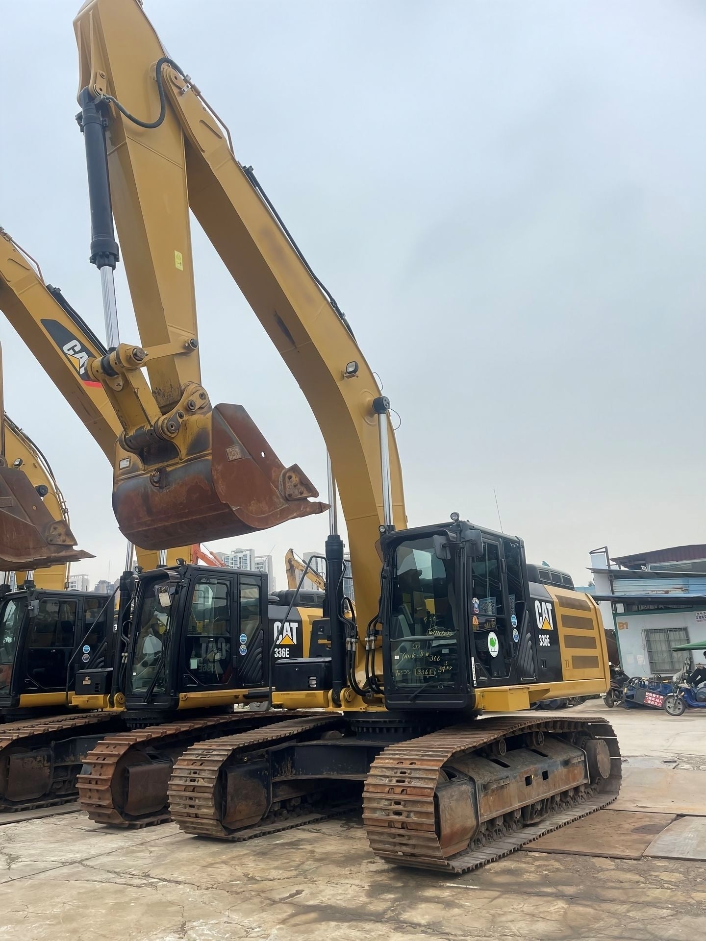 Used CAT 336E Crawler Excavator for Sale - real inventory photo 2
