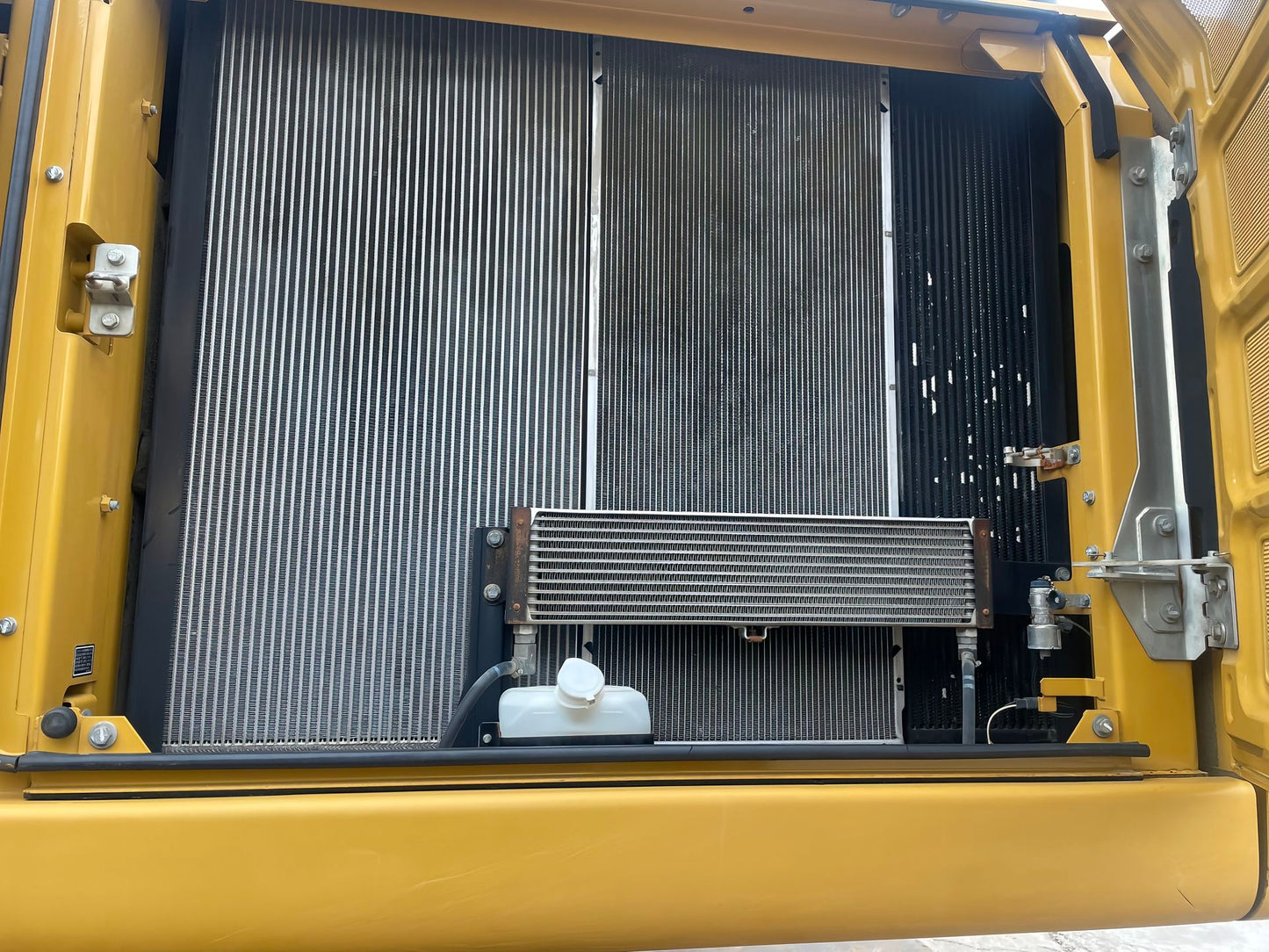 Used CAT 336E Crawler Excavator for Sale - real inventory photo 7