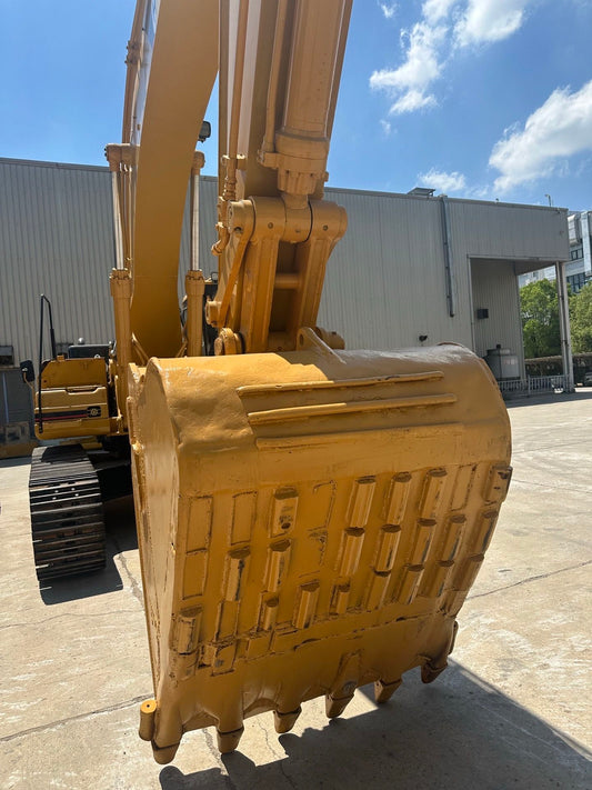 Used CAT 330BL crawler excavator real inventory view 2