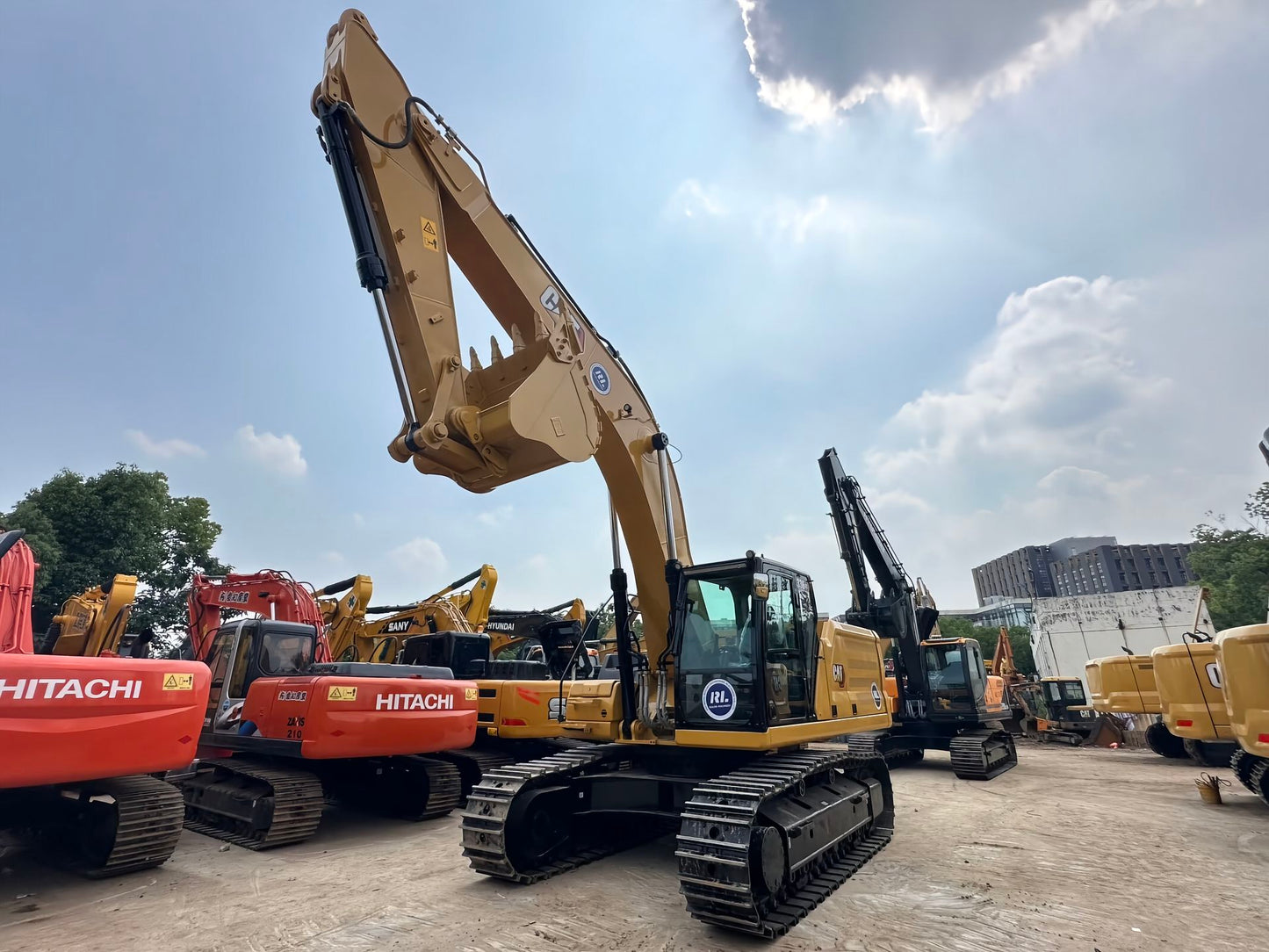 Used CAT 336GC Crawler Excavator for Sale - real inventory photo 4