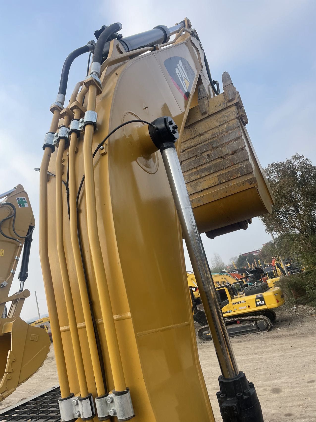 Used CAT 336D2 Crawler Excavator for Sale - real inventory photo 3