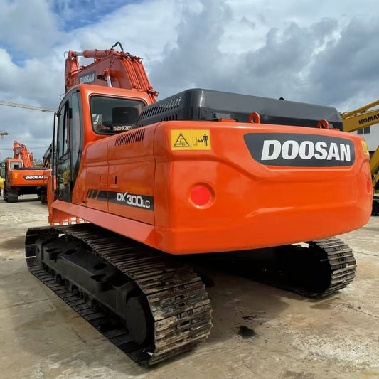 Used DOOSAN DX300LC Crawler Excavator for Sale - real inventory photo 1