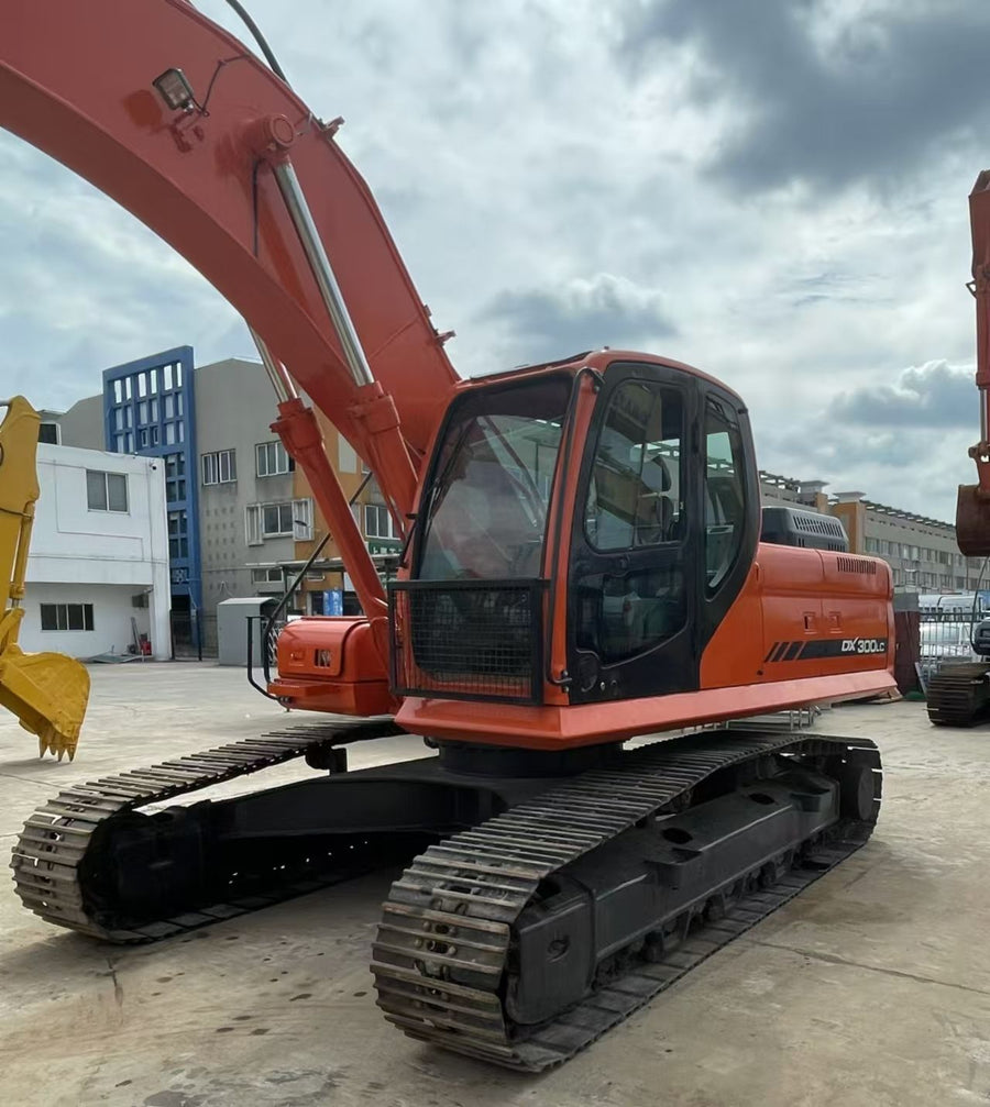 Used DOOSAN DX300LC Crawler Excavator for Sale | DOOSAN DX300LC Price detail photo 4