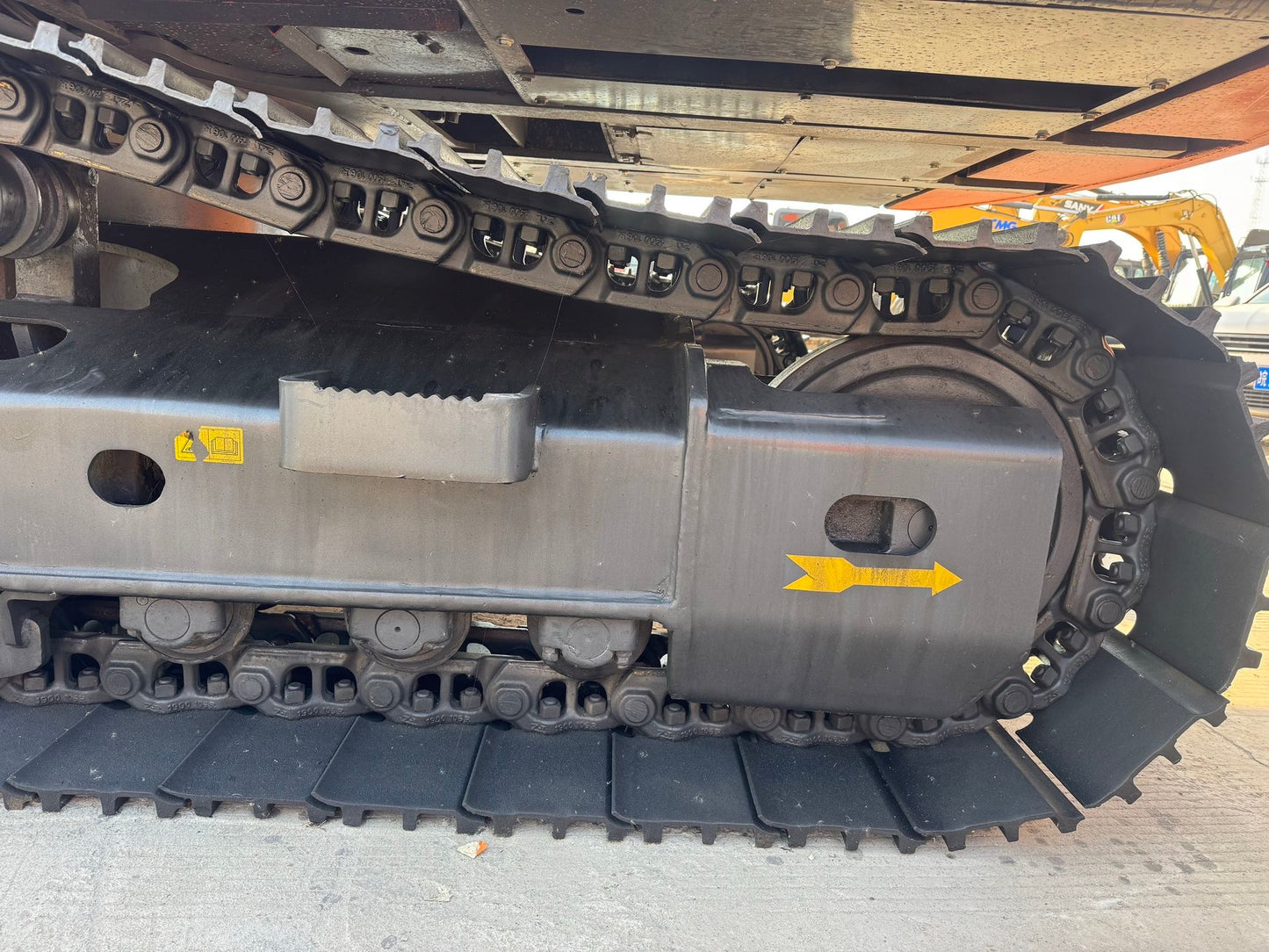 Used DOOSAN DX260LCA crawler excavator real inventory view 4