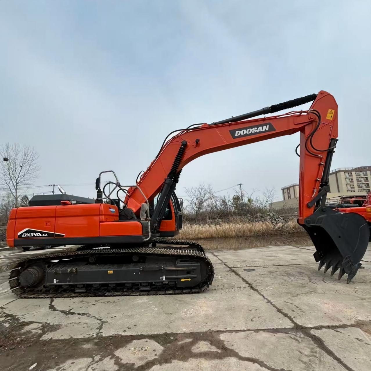 Used DOOSAN DX340LCA Crawler Excavator for Sale - real inventory photo 1