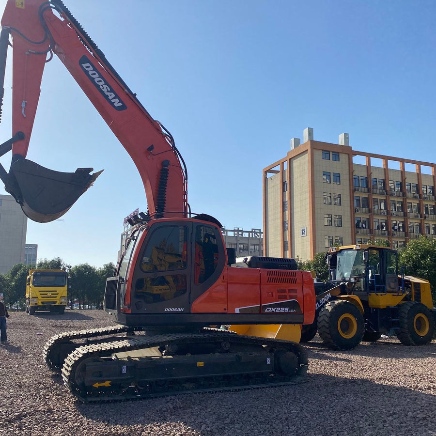 Used DOOSAN DX225LCA Crawler Excavator for Sale | DOOSAN DX225LCA Price detail photo 3