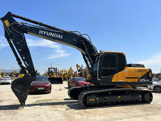 Used HYUNDAI R225LC-9S Crawler Excavator for Sale - real inventory photo 2