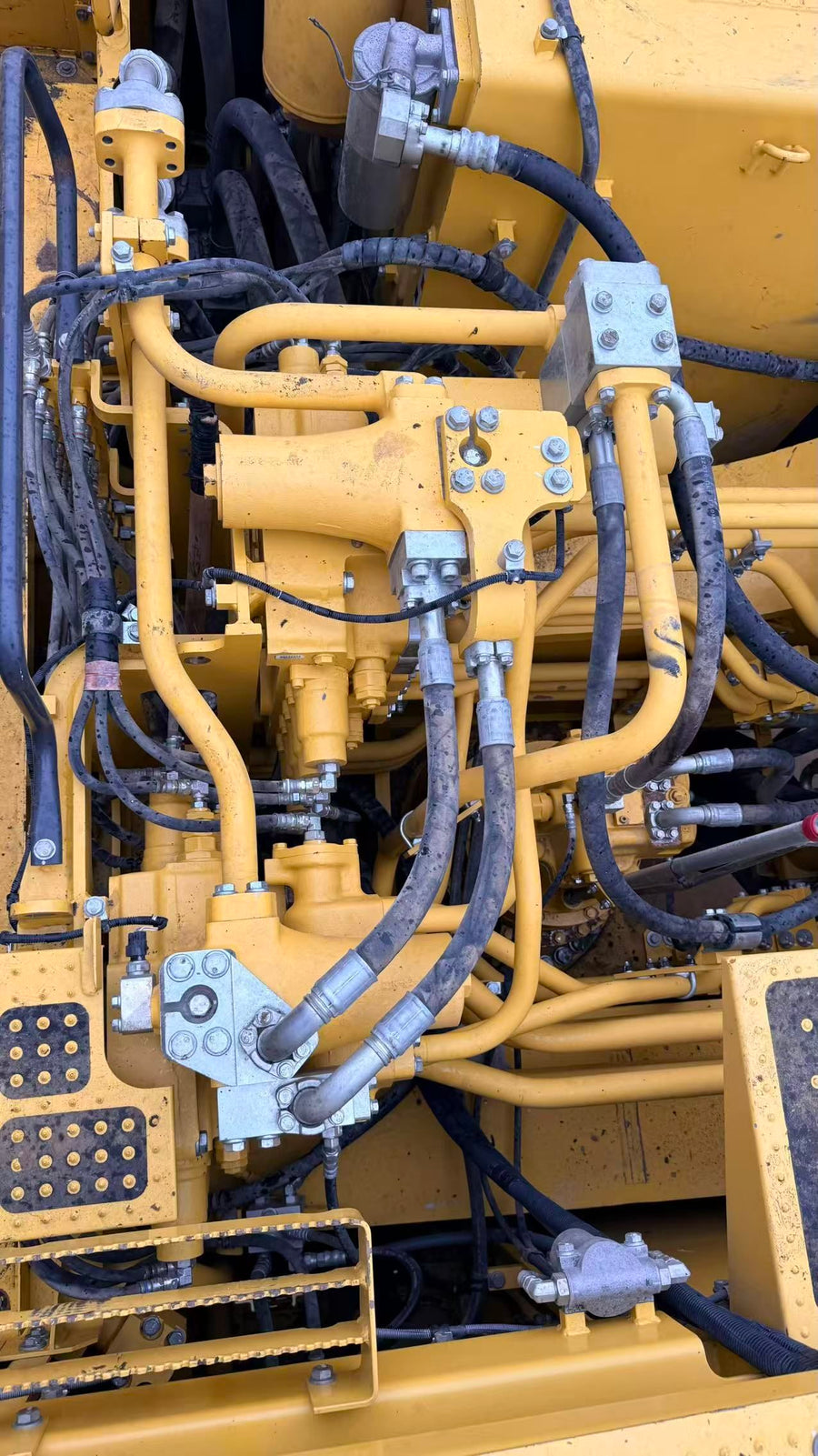 Excavadora de cadenas Komatsu PC1250 usada en venta | Precio Komatsu PC1250 foto de detalle 7
