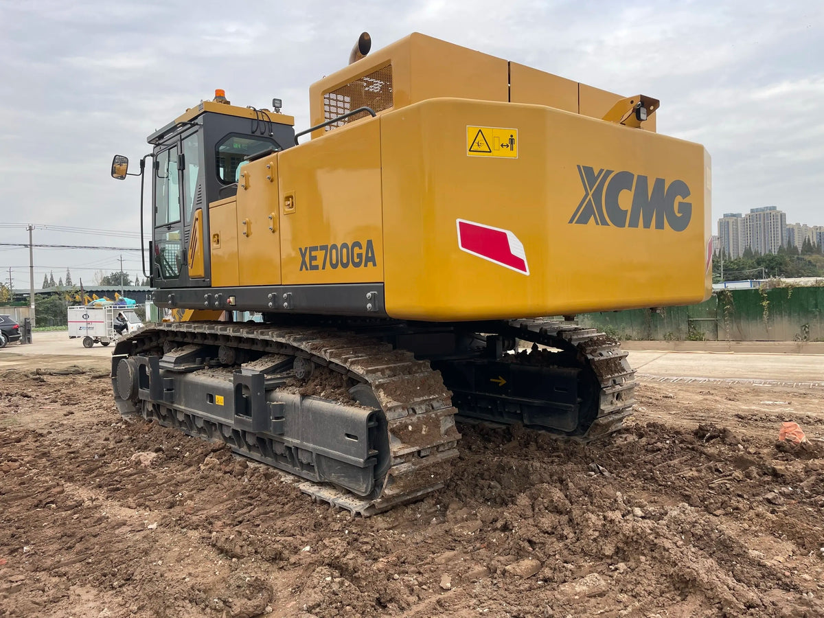 Used XCMG XE700GA crawler excavator real inventory view 4