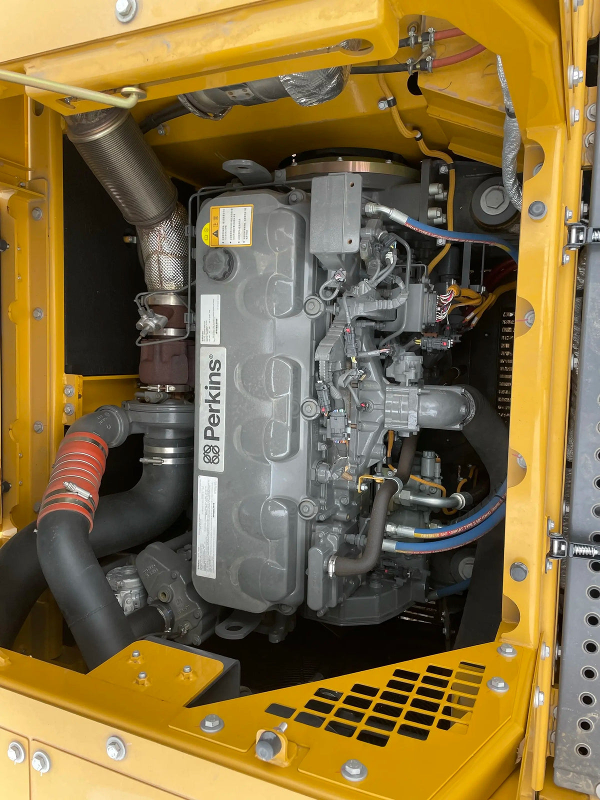 Used XCMG XE700GA crawler excavator real inventory view 7