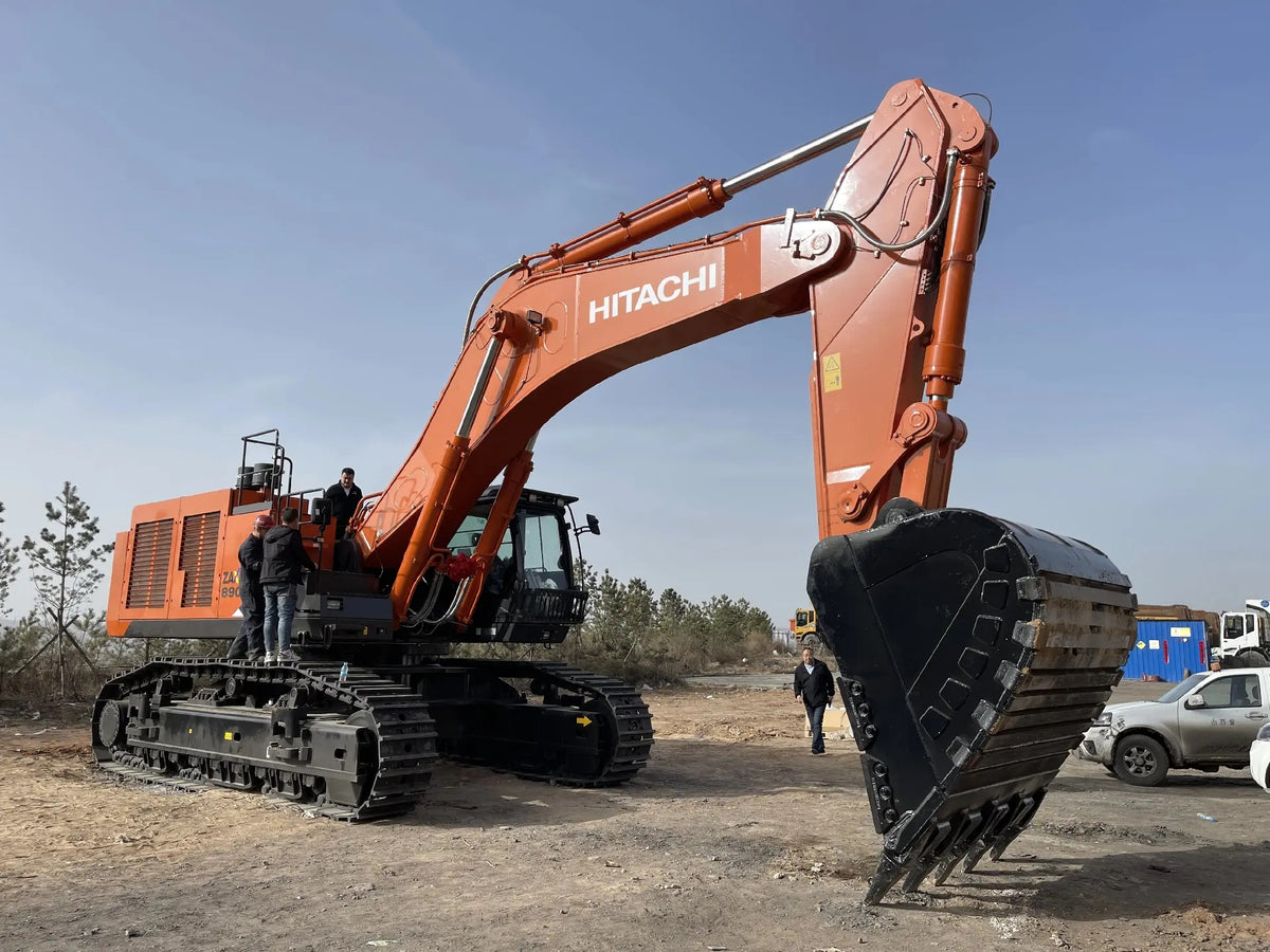 Used HITACHI ZX890LCH crawler excavator real inventory view 5