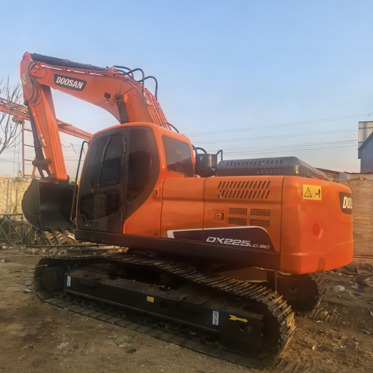 USED DOOSAN DX225LC-9C