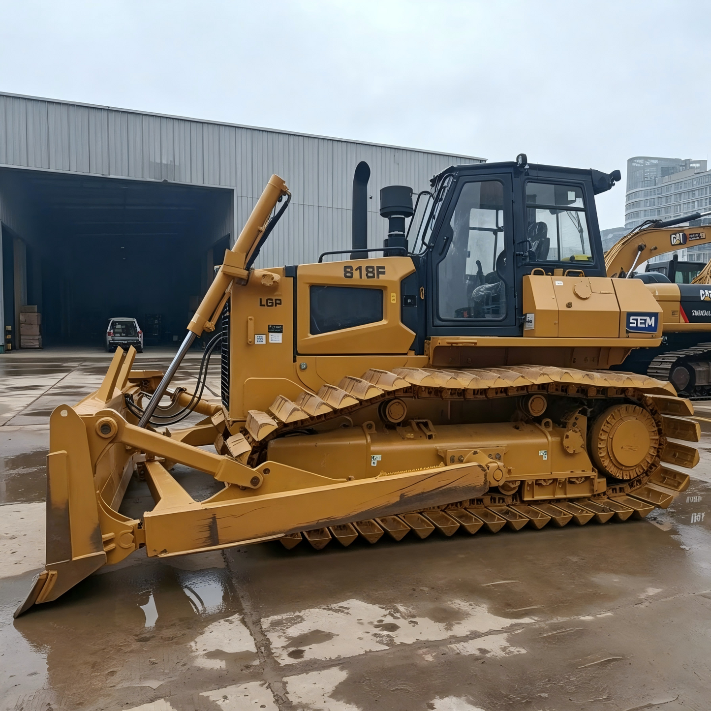 USED SEM 818F
