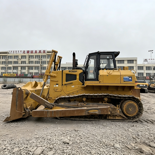 Used Sem 832F Bulldozer for Sale side view