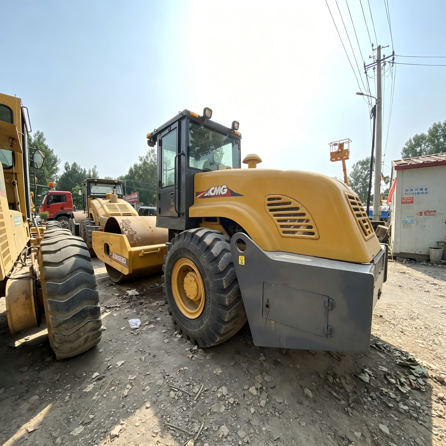USED XCMG XSM220