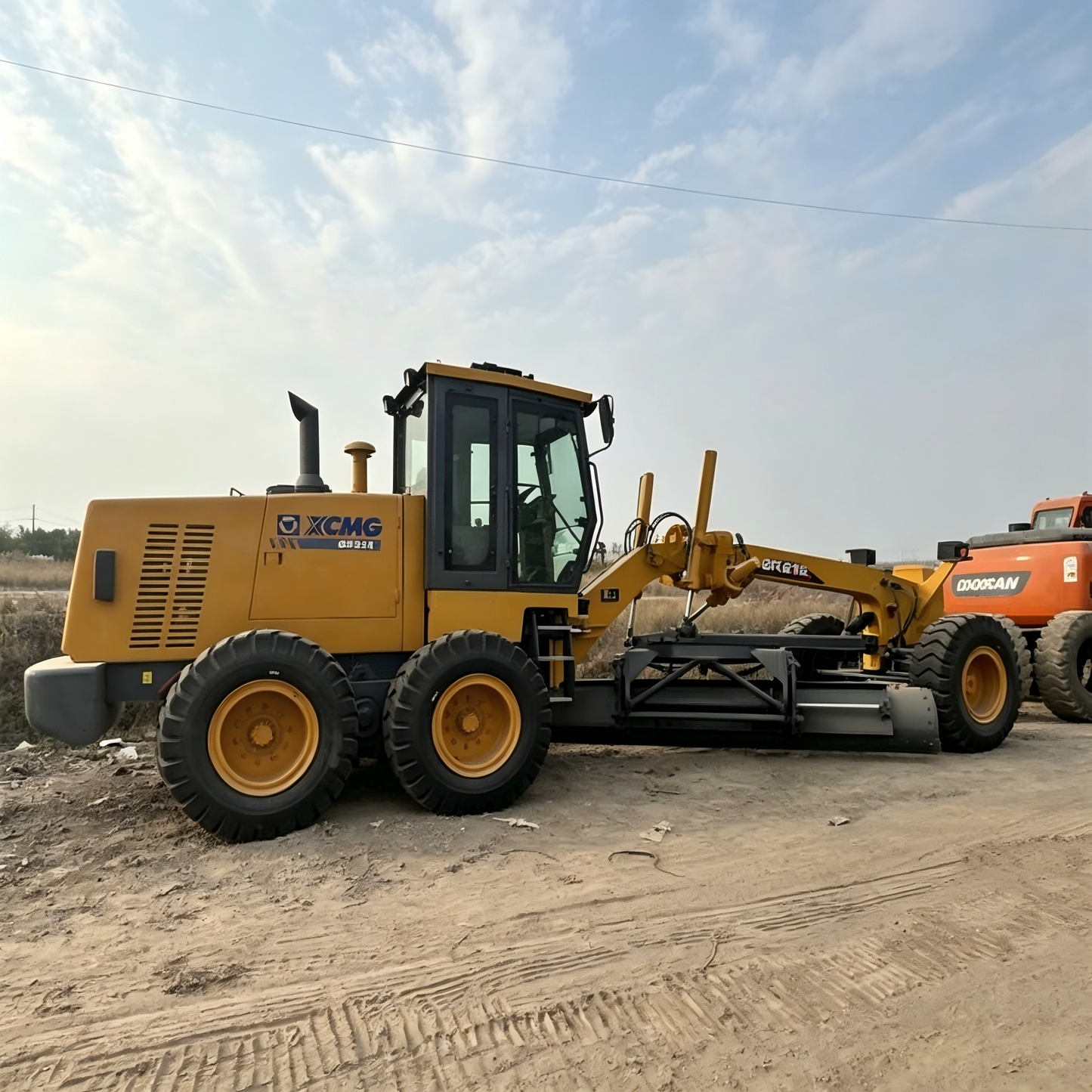 USED XCMG GR215