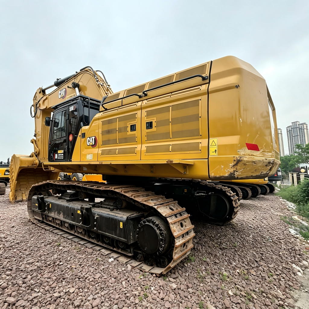 Used Caterpillar 374 Excavator for Sale side view