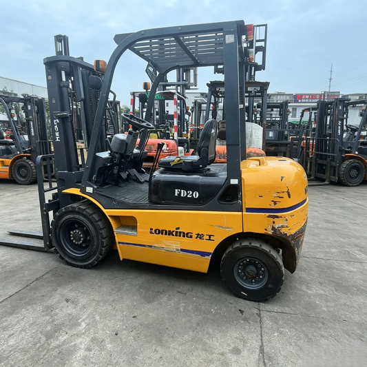 Used Lonking FD20 Forklift for Sale side view
