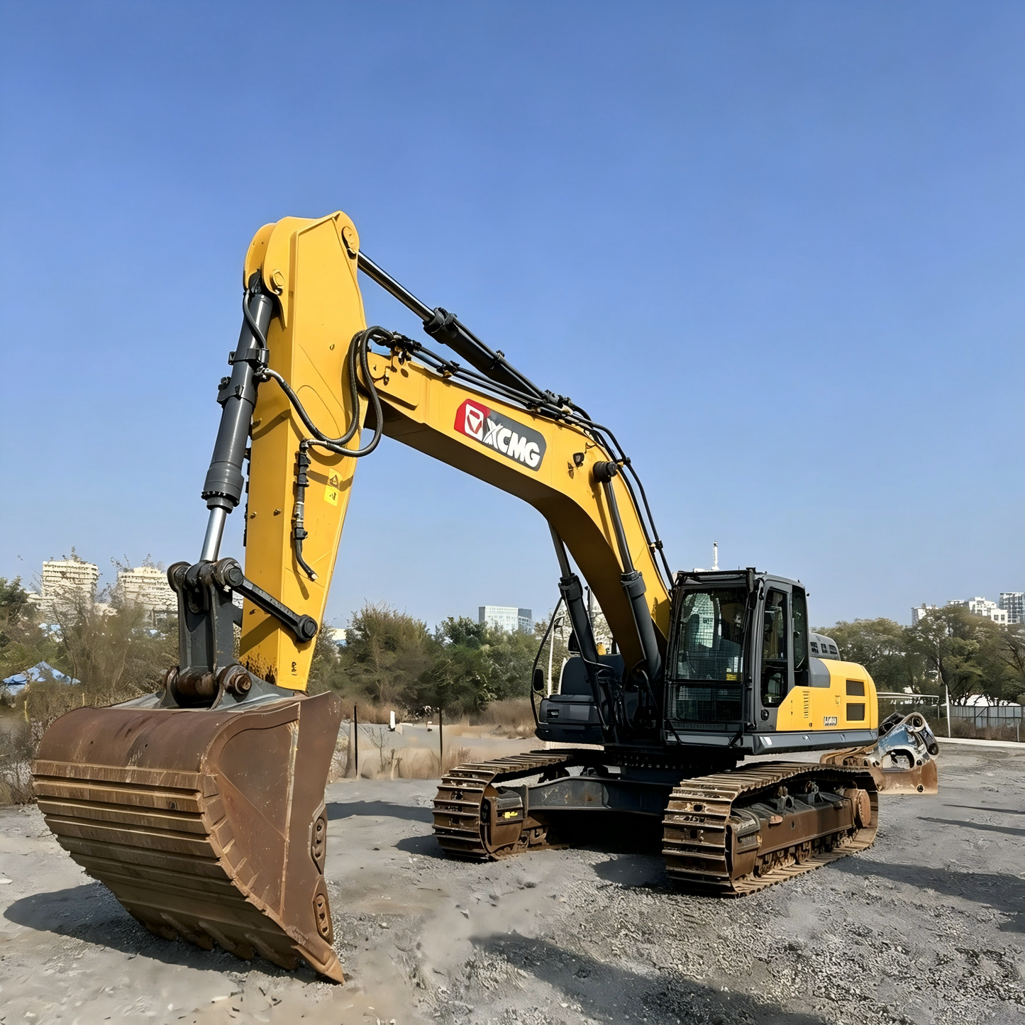 USED XCMG XE400DK