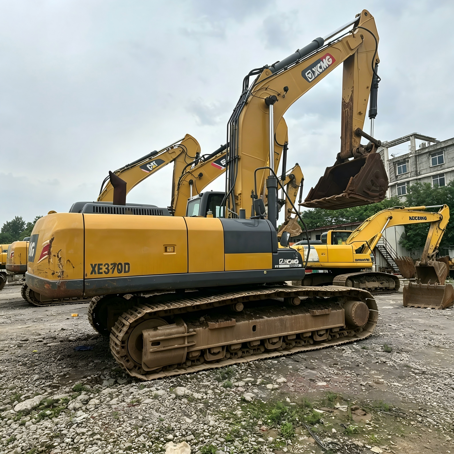 USED XCMG XE370D