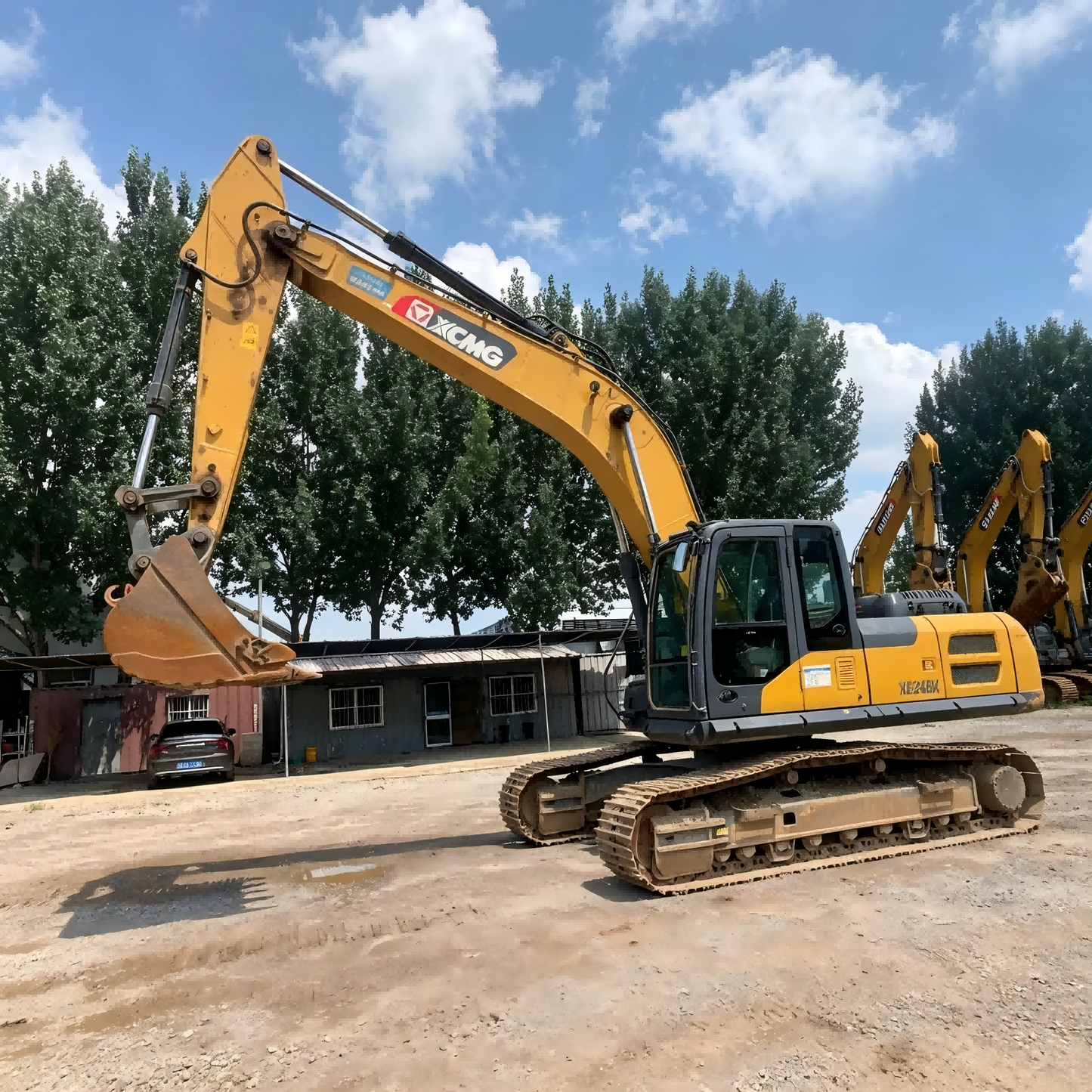 USED XCMG XE245DK