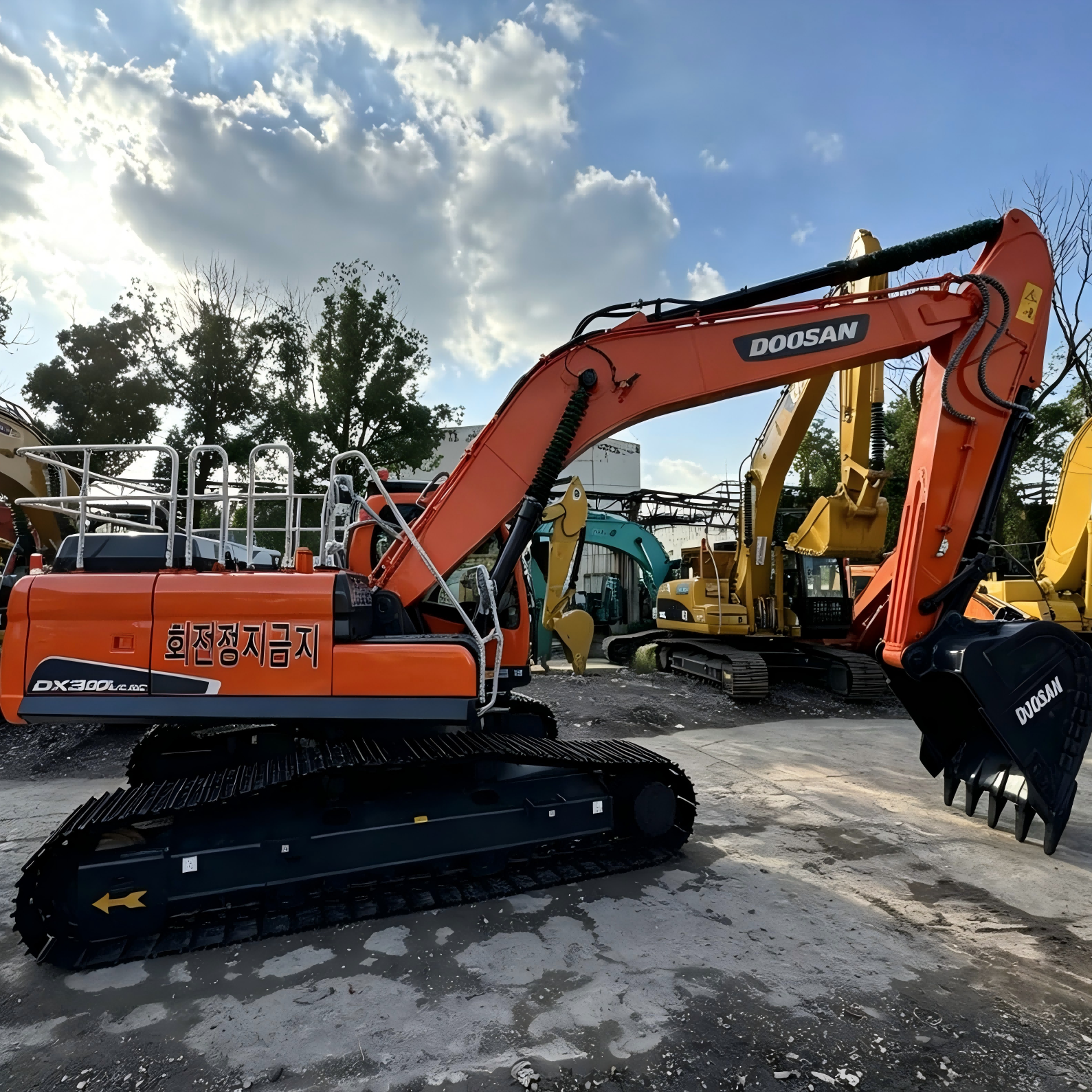 Used Doosan DX300LC Excavator for Sale side view