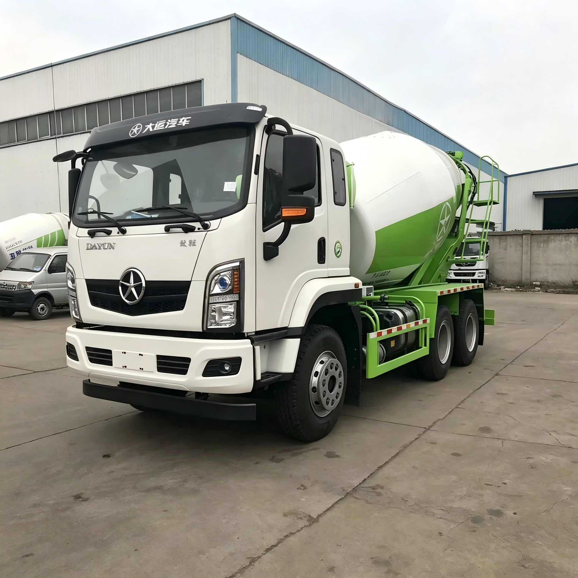 Used Dayun 8M³ Concrete Mixer Truck for Sale side view