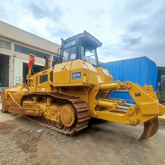 Used Sem 824F Bulldozer for Sale side view