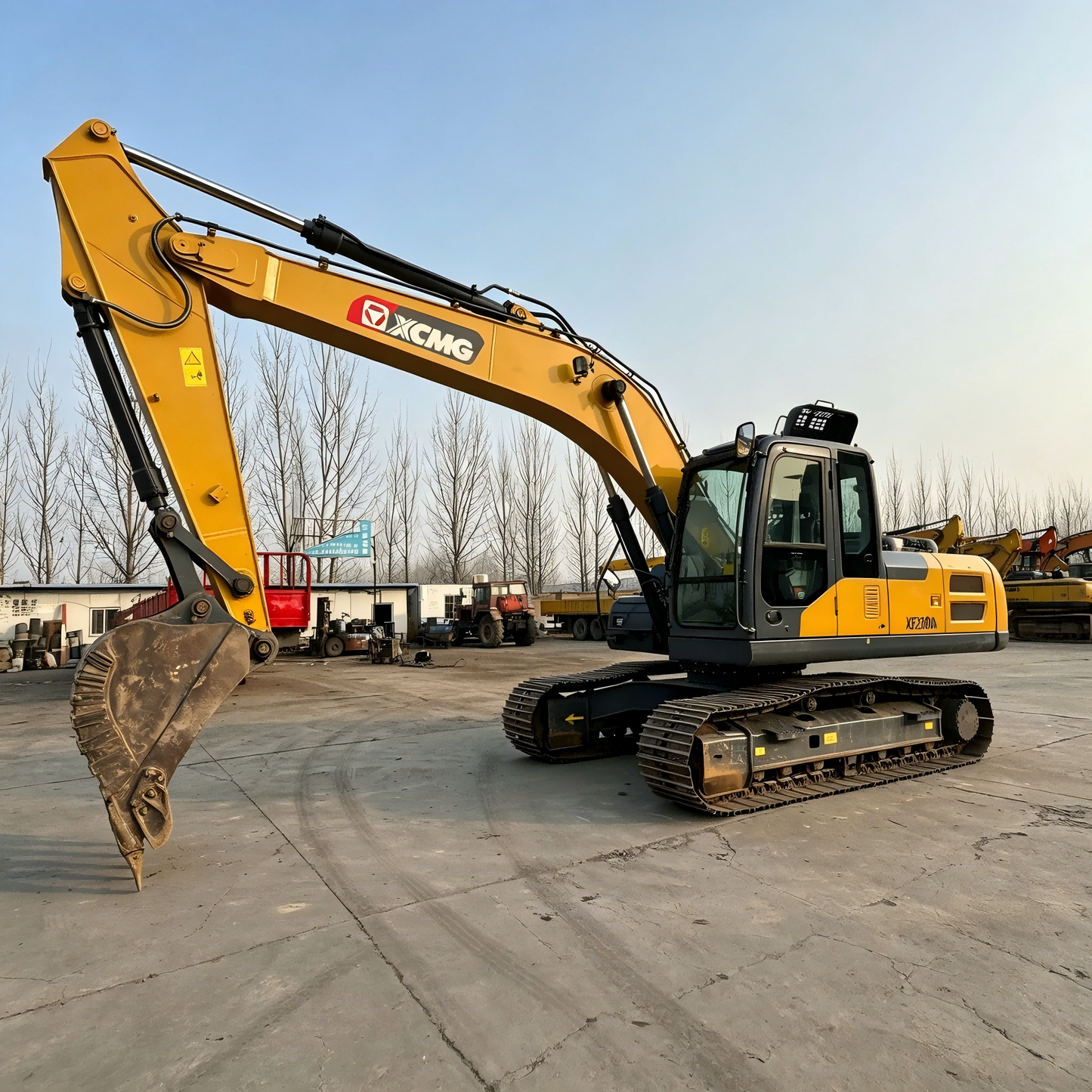 USED XCMG XE220DA