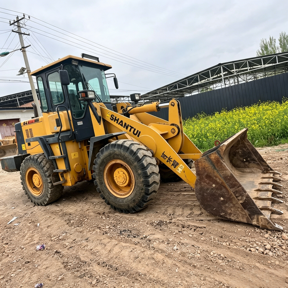 Shantui SL30WN Wheel Loader product photograph