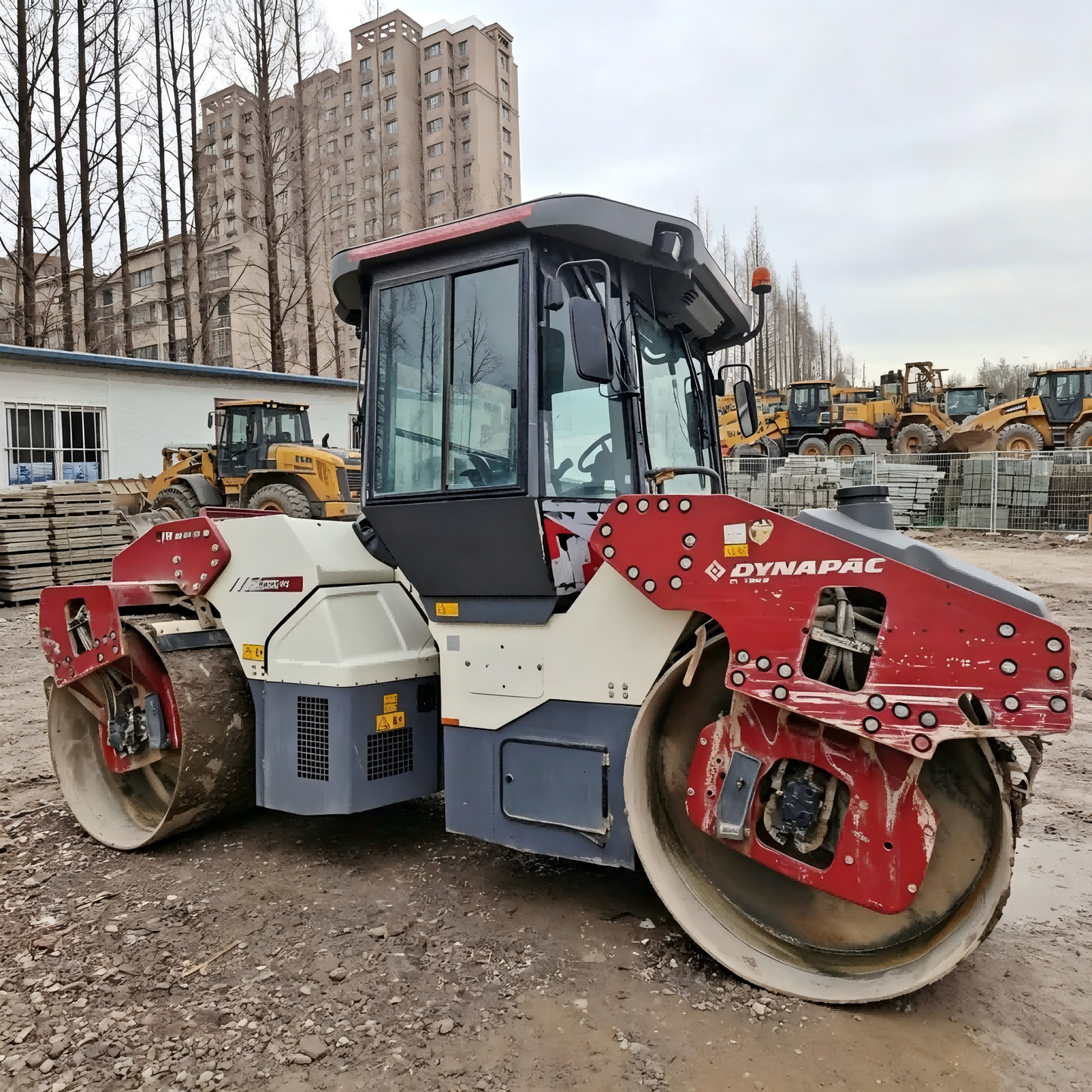 USED DYNAPAC CC6200