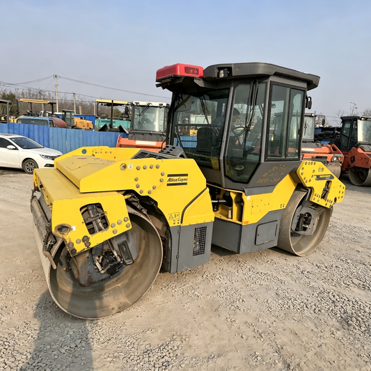 Used Dynapac CC5200 Road Roller for Sale side view
