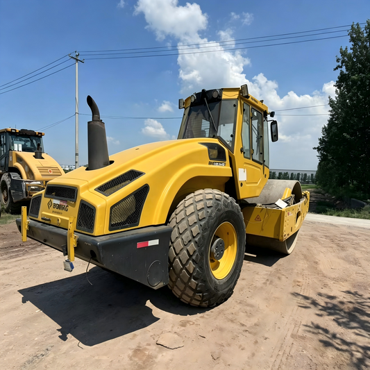 Used Bomag BW220 Road Roller for Sale - Alternative Stock side view