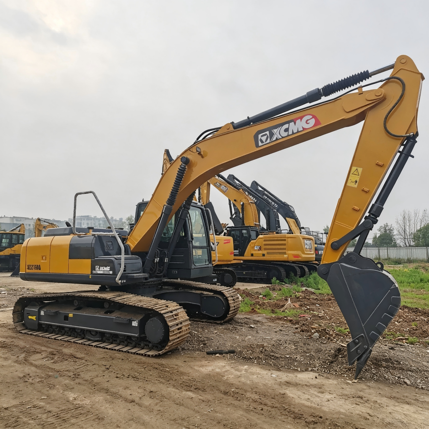 USED XCMG XE215DA