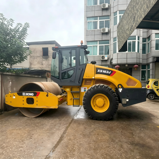 Used XCMG XS163J Road Roller for Sale side view