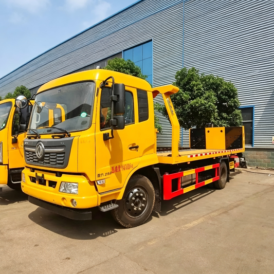 Used Dongfeng 200HP Road Wrecker Truck for Sale side view