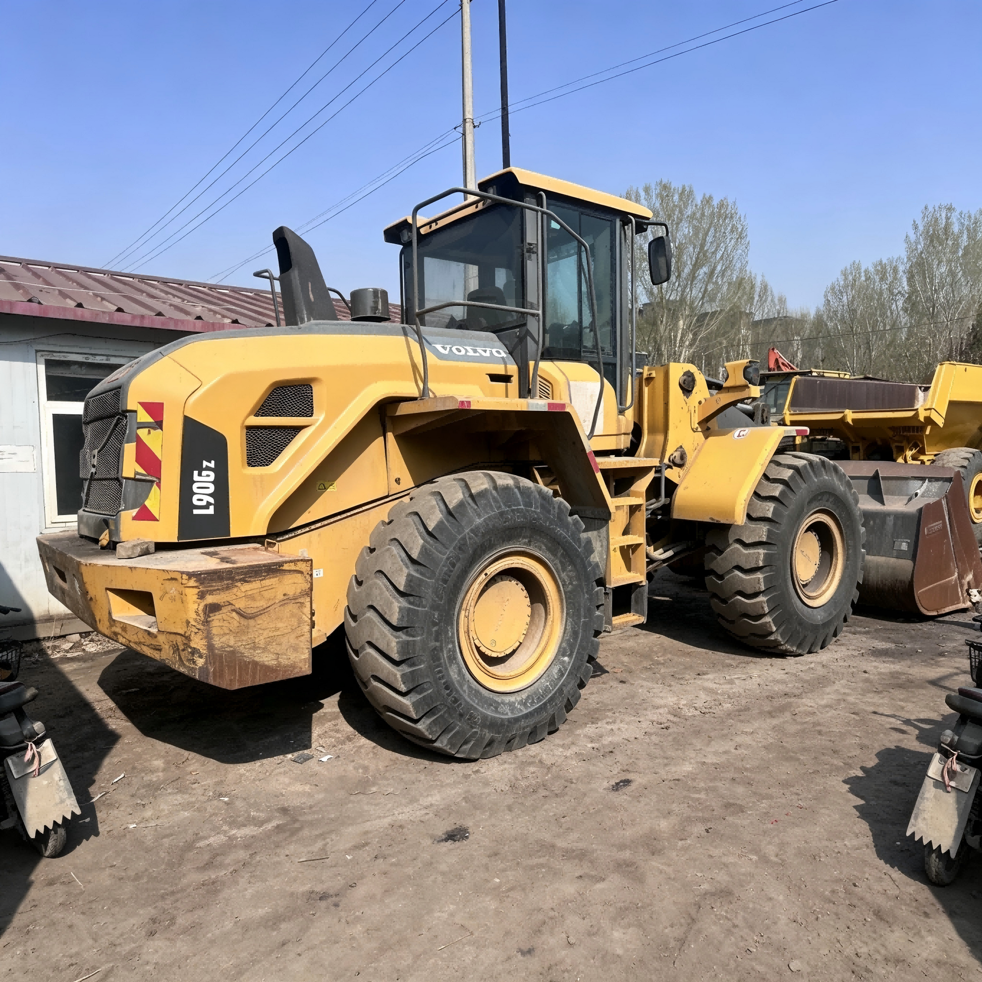 Used Volvo L90GZ Wheel Loader for Sale side view